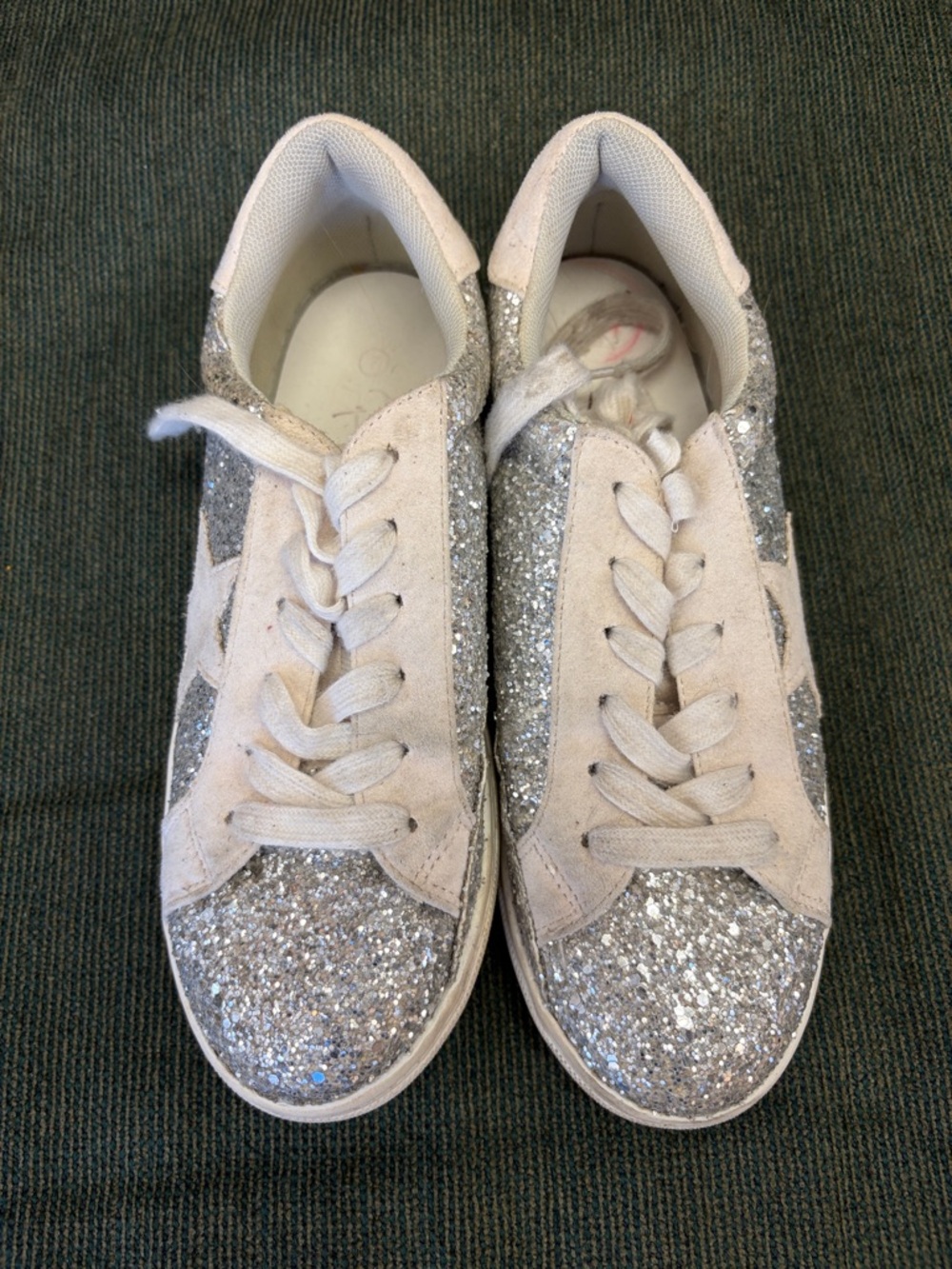 Sparkle Low-Top Women's Sneakers in Silver Glitter